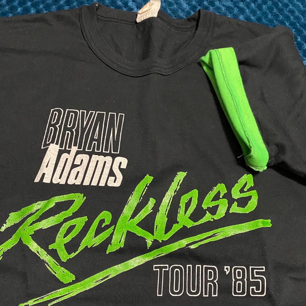 Vintage 1985 Bryan Adams Reckless Concert T. Leg